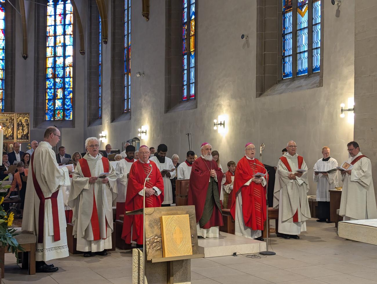 Festgottesdienst Bischofsweihe-Jubiläum